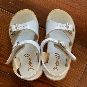 Footmates Tide Sandal in light blue size 8